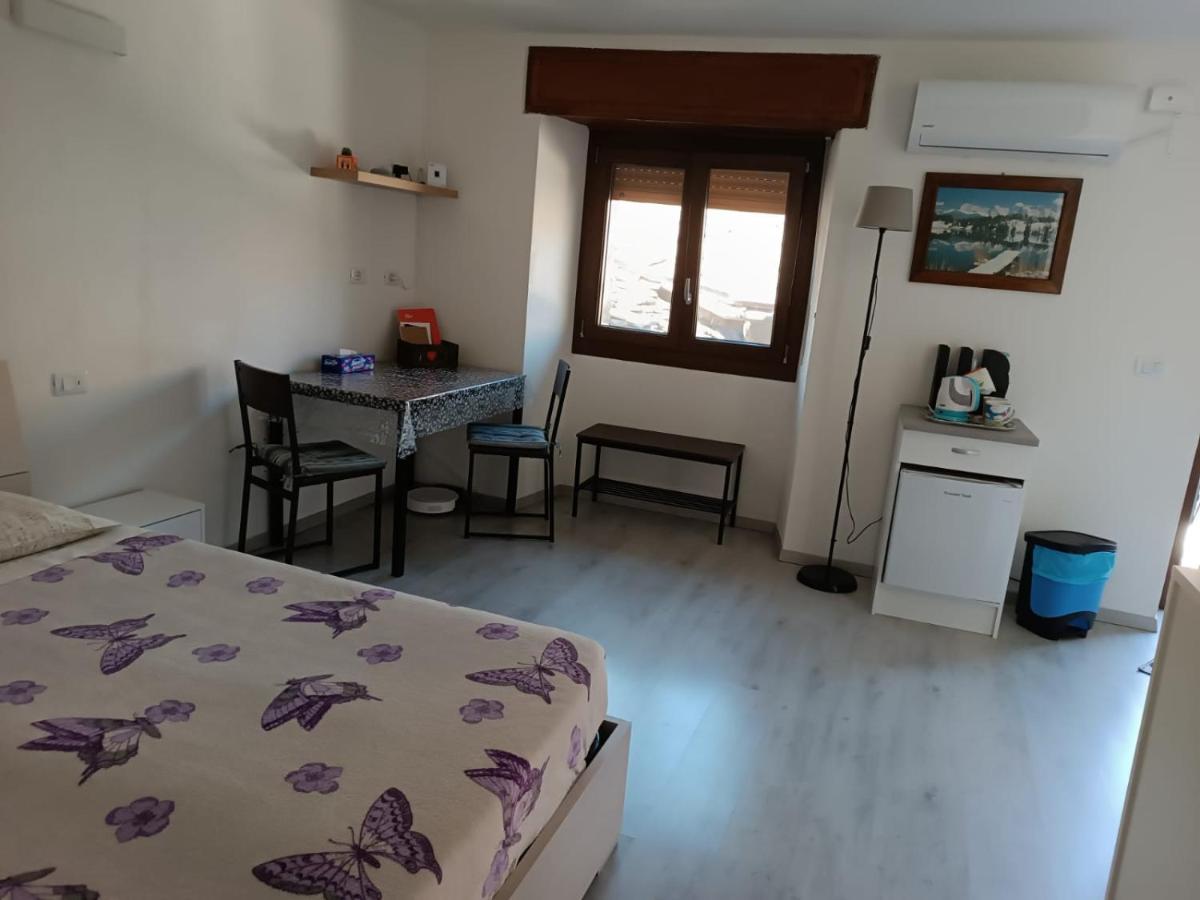 Maison De Marie Donnaz Bagian luar foto